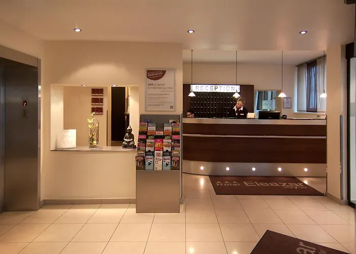 Novum Eleazar Center Hotel 4*