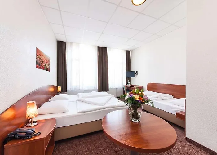 Novum Eleazar Center Hotel
