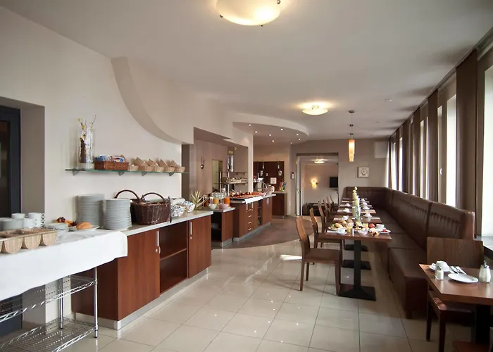 Novum Eleazar Center Hotel 4*